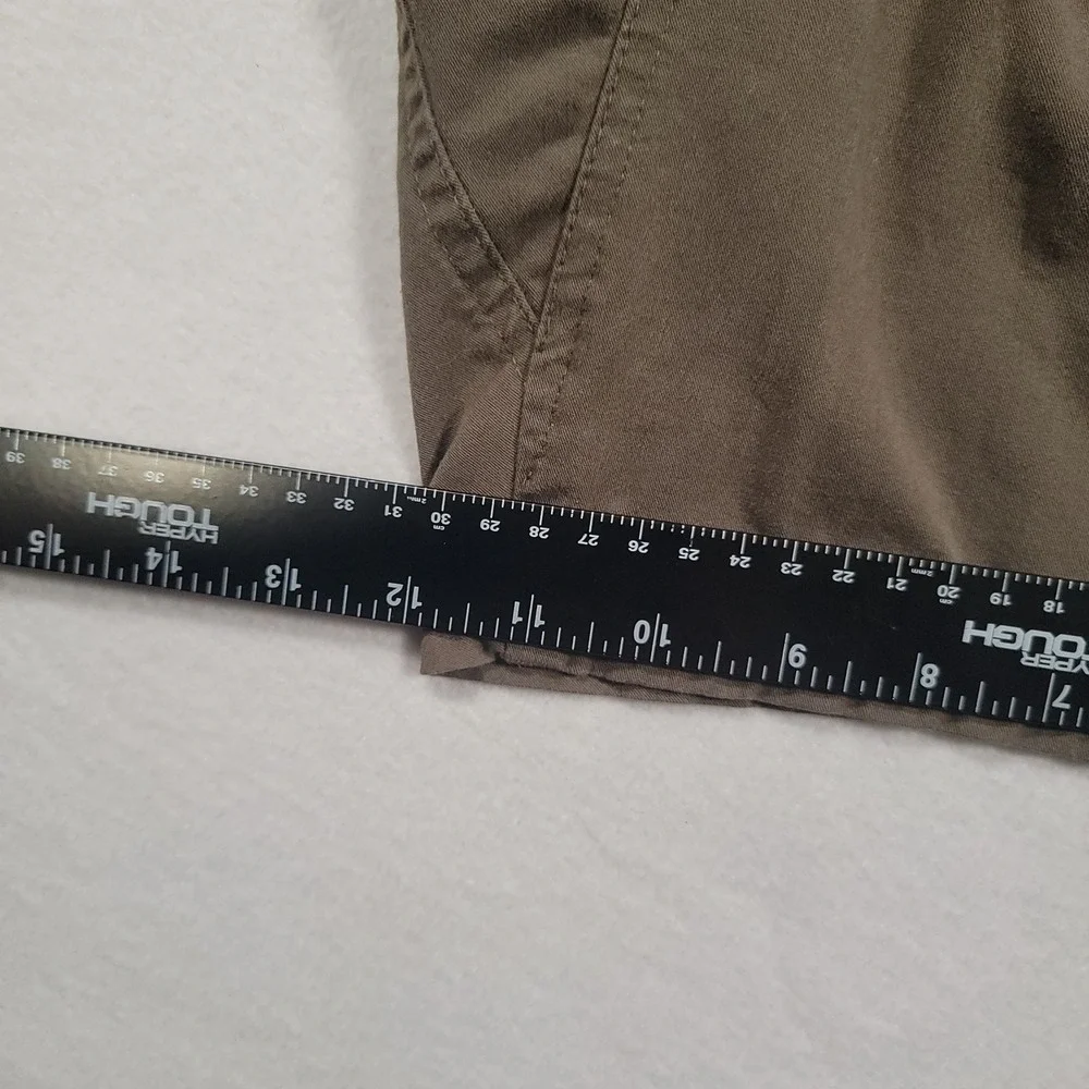 The North Face Men Field Utility‎ Shorts Medium Brown 6